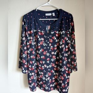 Susan Graver Top Size 2X Floral